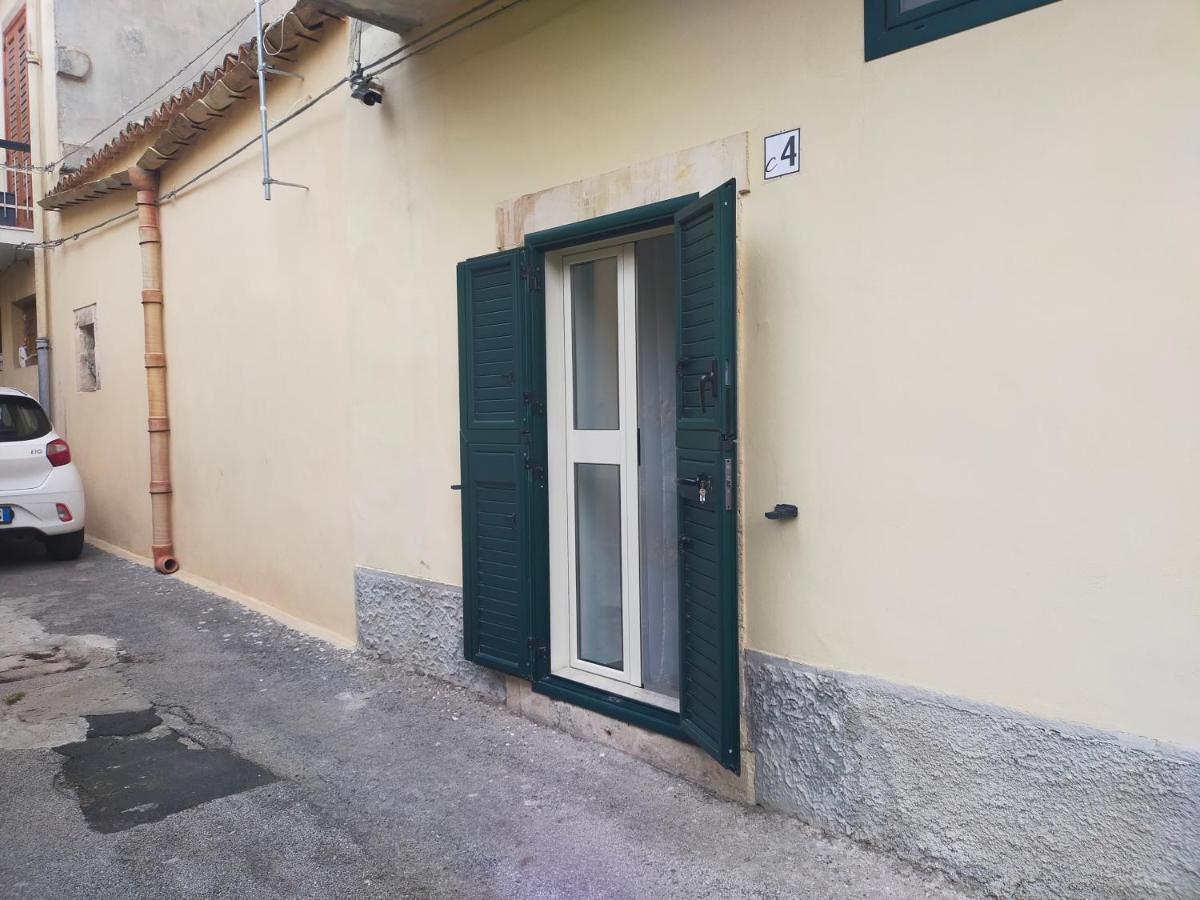 Cataldi'S Rooms Noto Exterior photo